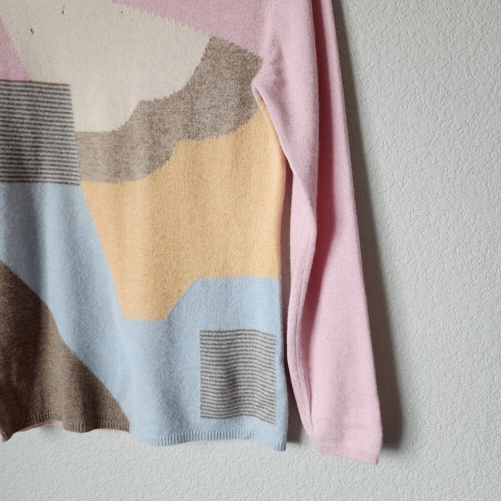 NEIMAN MARCUS 100% Cashmere‎ Geometric Sweater size XS